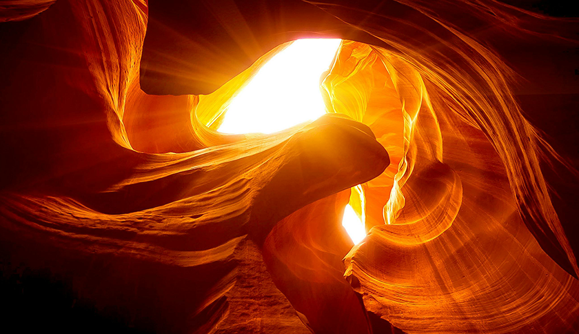 凯发天生一触即发制药盛装参展2024西鼎会，共绘健康产业新蓝图！